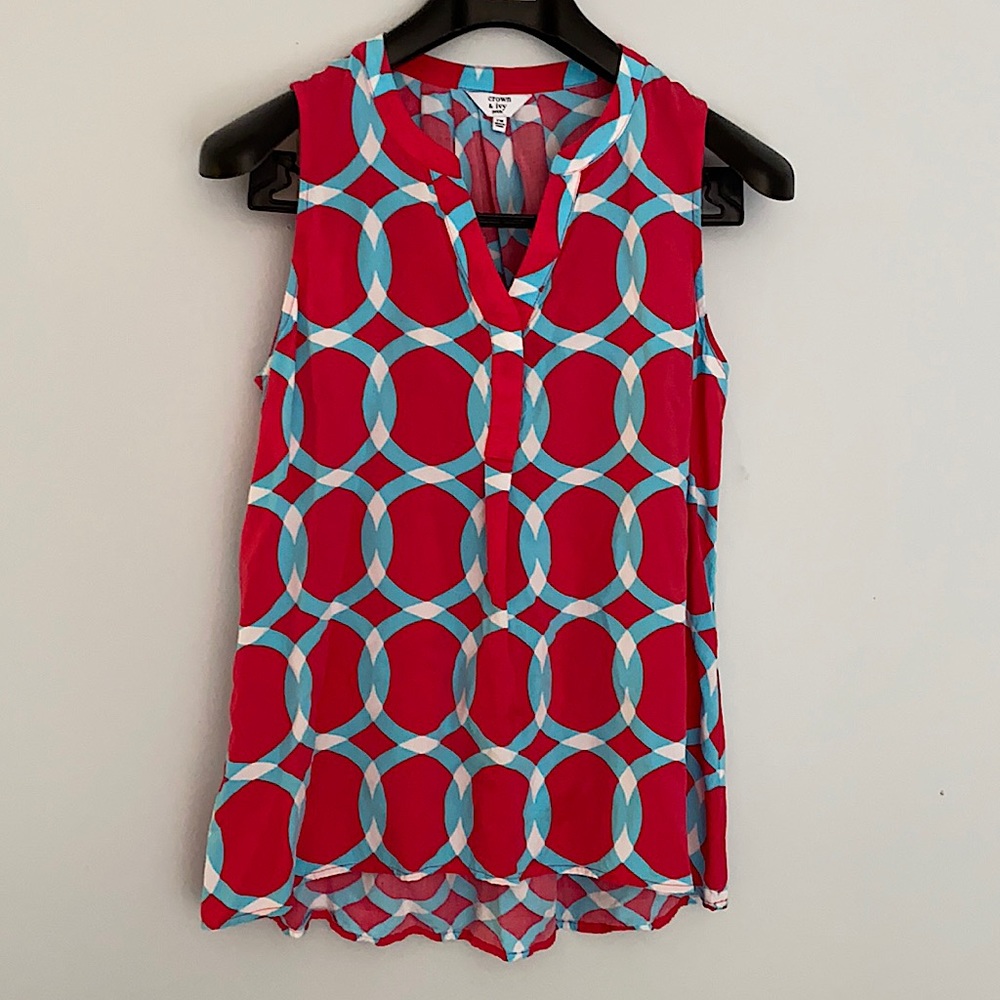 Crown and Ivey bright pink, light blue sleeveless